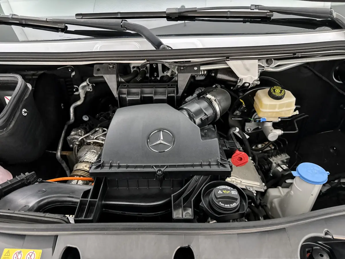 315 CDI L3 Bakwagen met Laadklep (335km!) Zijdeur Cruise control D'Hollandia BPM-vrij