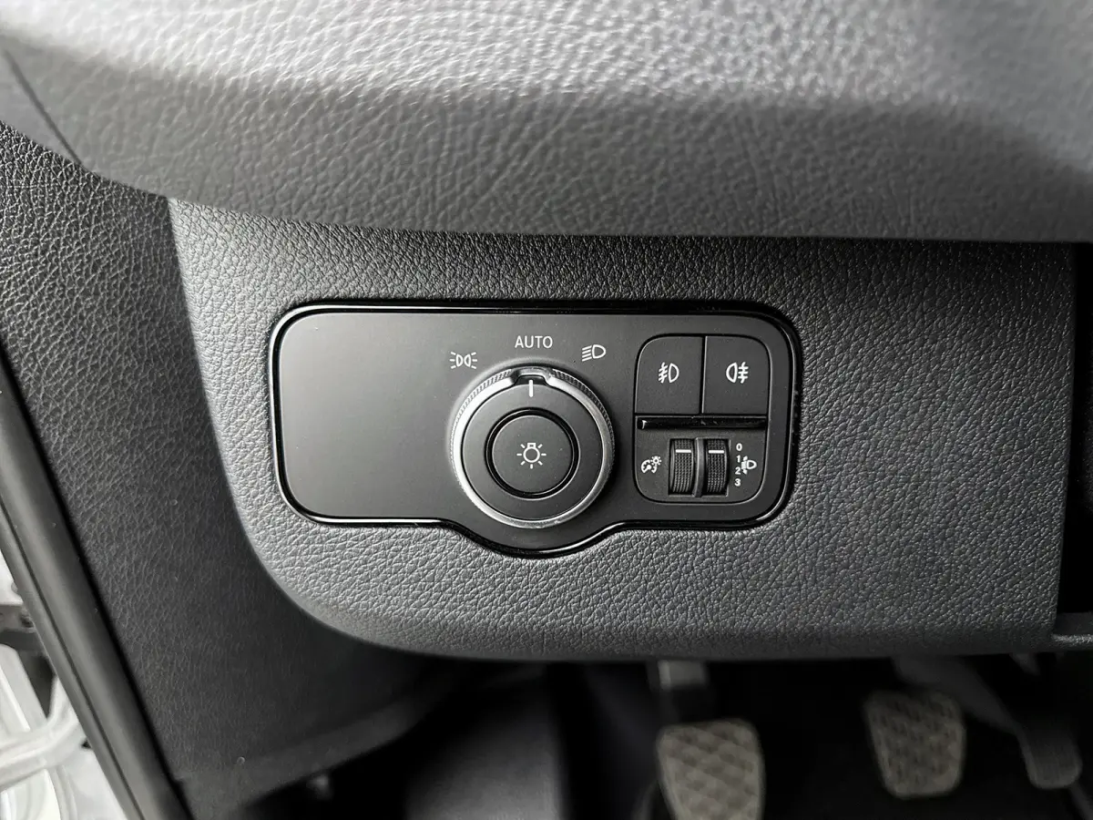 315 CDI L3 Bakwagen met Laadklep (335km!) Zijdeur Cruise control D'Hollandia BPM-vrij