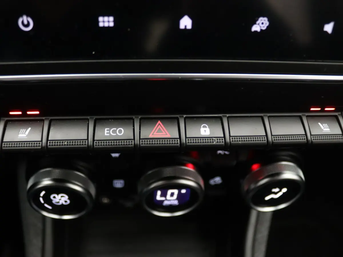 R135 Intens 52 kWh KOOPBATTERIJ Apple Carplay/Android Auto | Climate