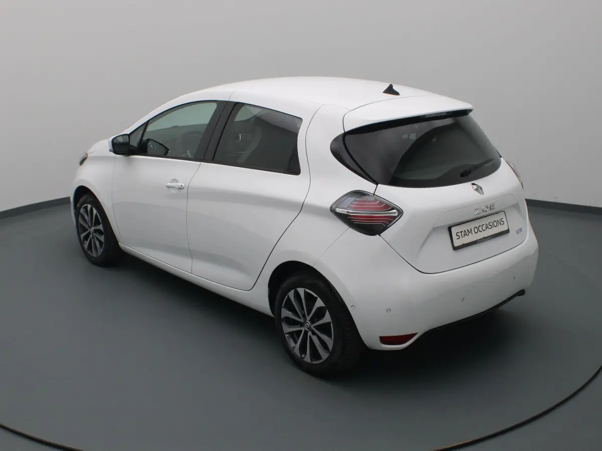 R135 Intens 52 kWh KOOPBATTERIJ Apple Carplay/Android Auto | Climate