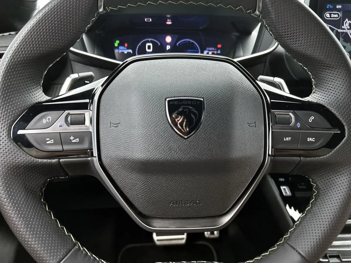 GT Hybrid 145pk Automaat | Navigatie | 360° Camera | Climate Control | Adaptieve Cruise Control | Parkeersensoren v+a | Armsteun | Keyless | Full Led koplampen | Dodehoeksensor| Leder/stof 