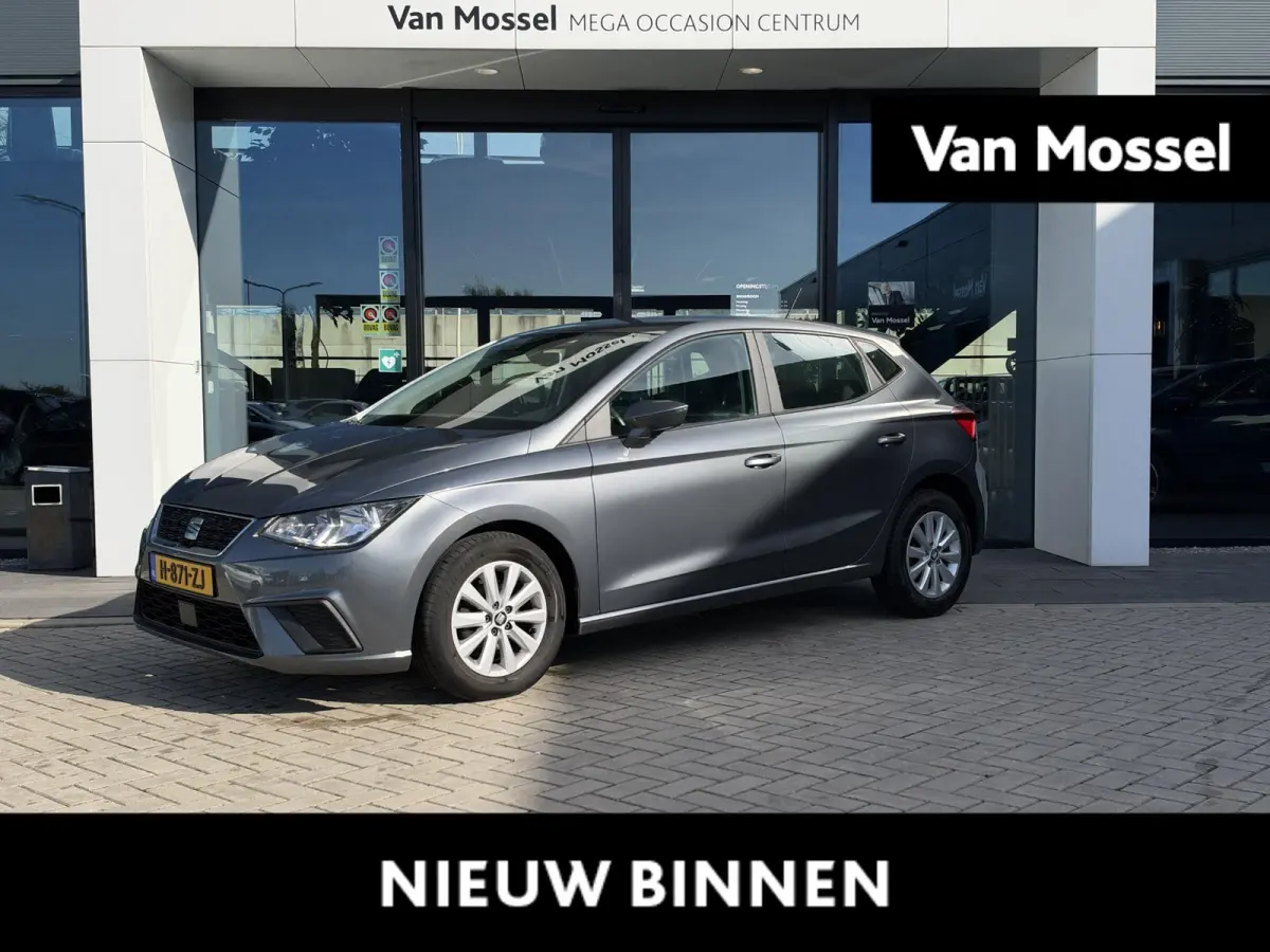 1.0 TSI Business | Cruise Control | Apple CarPlay/Android Auto | Airco | lichtmetalen velgen 17" |