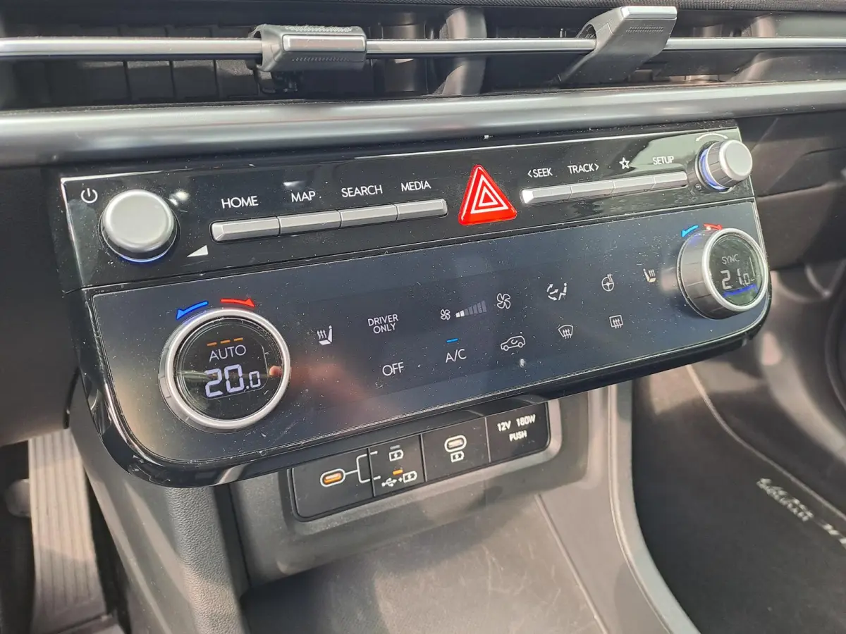 1.6 T-GDI PHEV Comfort Smart | FACELIFT | CAMERA | STOEL-STUURWIELVERWARMING | NAVIGATIE