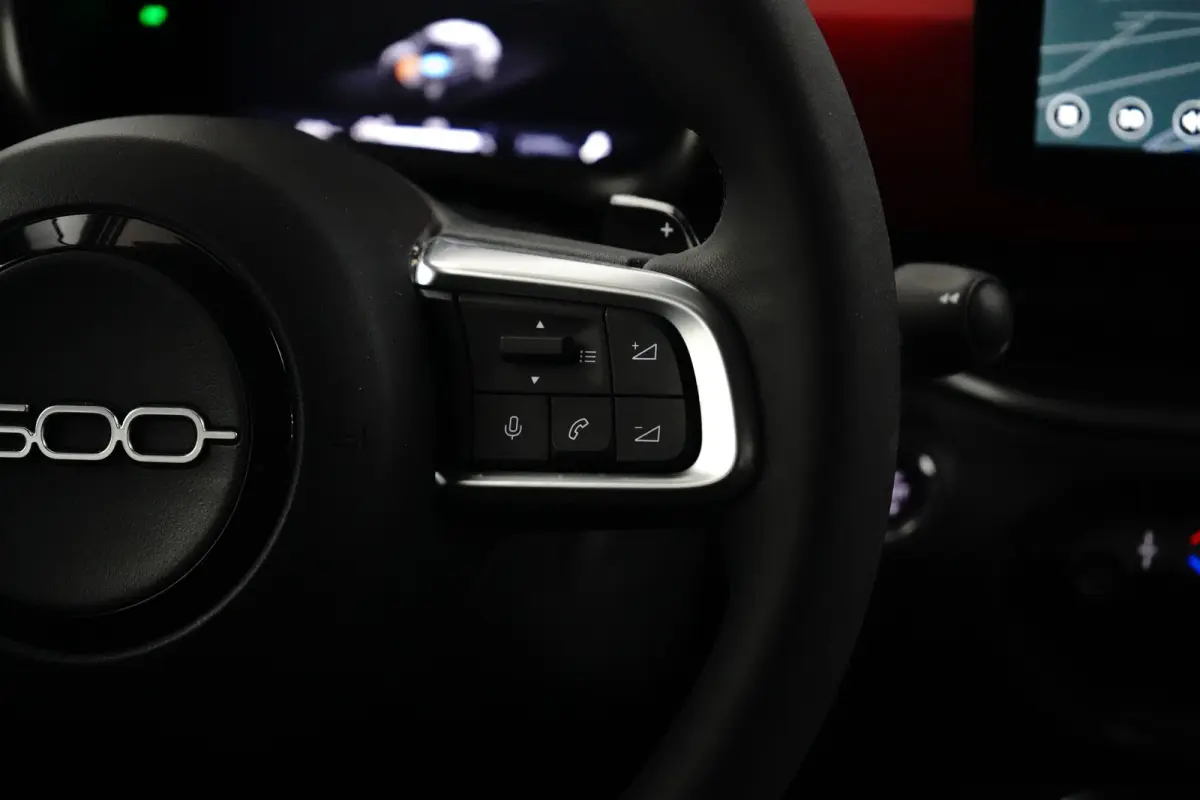 1.2 Hybrid Icon Camera | Carplay | Navigatie | Cruise | Touchscreen | Clima | Lichmetaal! | Bluetooth | | Achteruitrijcamera | Airco (automatisch) | Apple Carplay/Android Auto|telefoonintegr