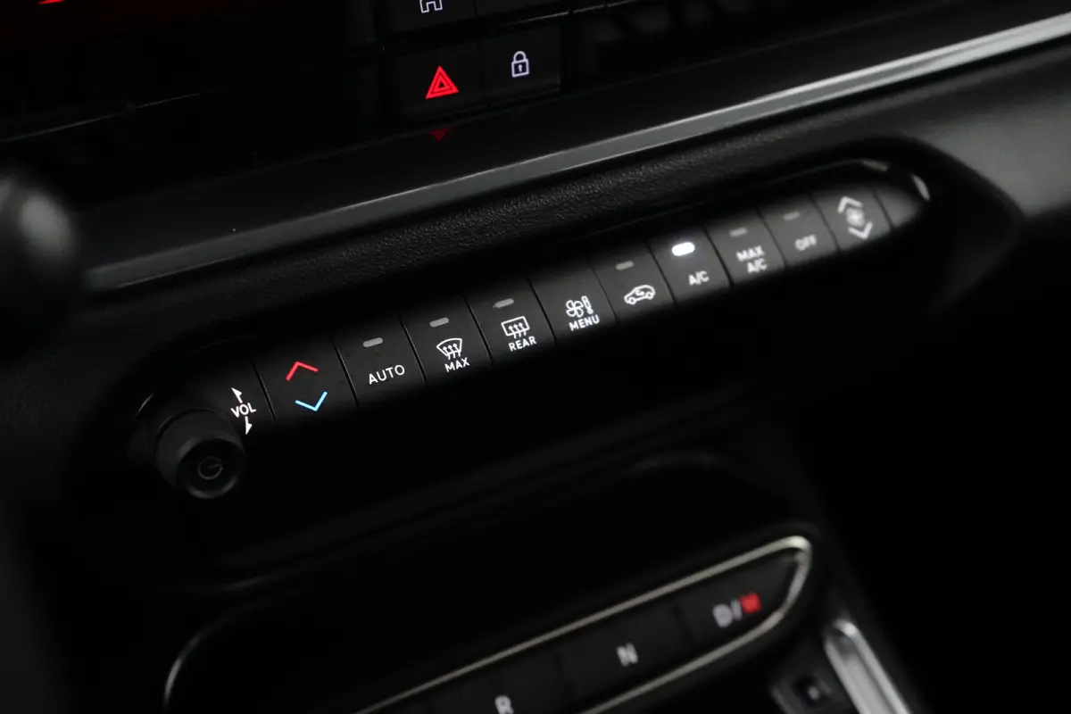1.2 Hybrid Icon Camera | Carplay | Navigatie | Cruise | Touchscreen | Clima | Lichmetaal! | Bluetooth | | Achteruitrijcamera | Airco (automatisch) | Apple Carplay/Android Auto|telefoonintegr