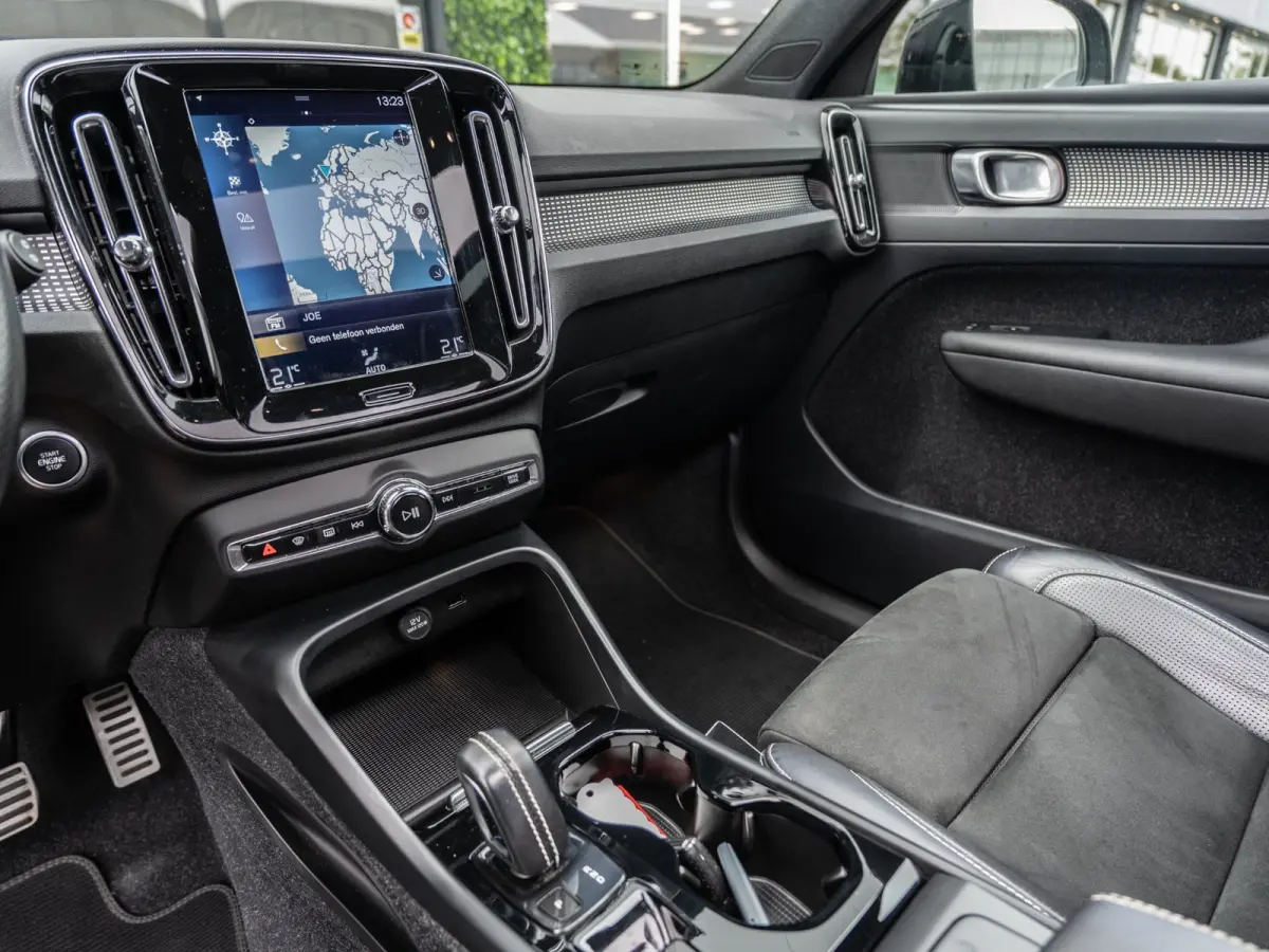 2.0 T4 190PK R-Design | Pano | Surround View | Trekhaak
