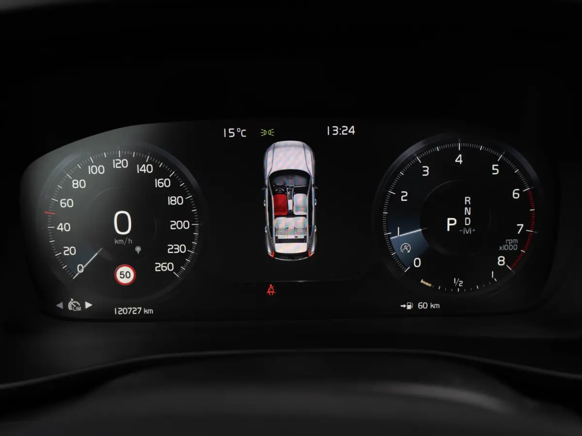 2.0 T4 190PK R-Design | Pano | Surround View | Trekhaak