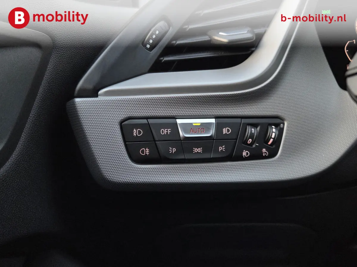 116i Business Edition Automaat Apple CarPlay NL Auto! | Hifi | DAB Audio | Cruise Control | Climate Control