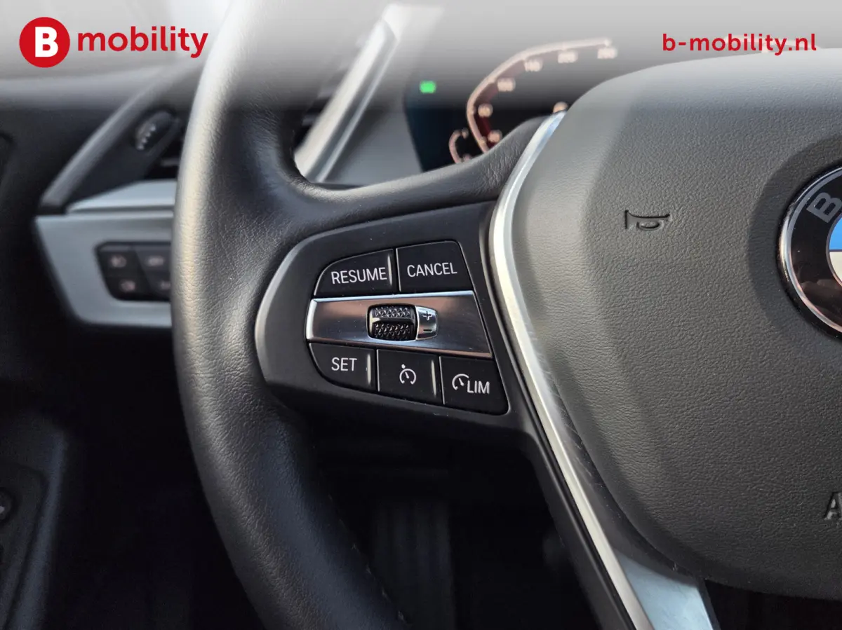 116i Business Edition Automaat Apple CarPlay NL Auto! | Hifi | DAB Audio | Cruise Control | Climate Control