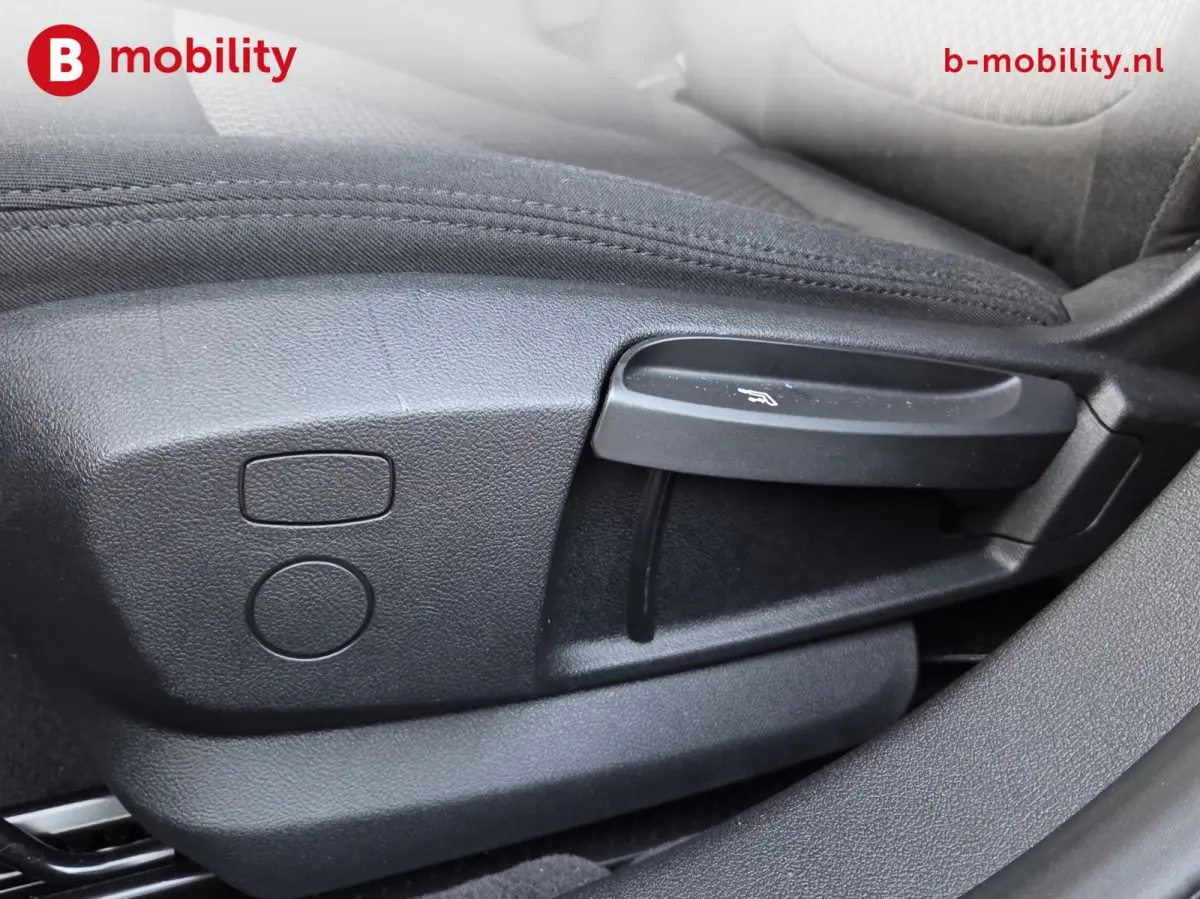 116i Business Edition Automaat Apple CarPlay NL Auto! | Hifi | DAB Audio | Cruise Control | Climate Control