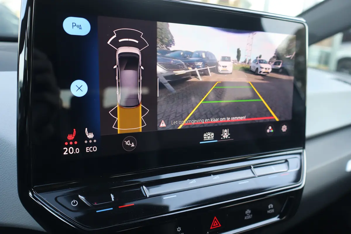 First Plus 58 kWh | Achteruitrijcamera | Apple Carplay/Android Auto|telefoonintegratie premium | Extra getint glas