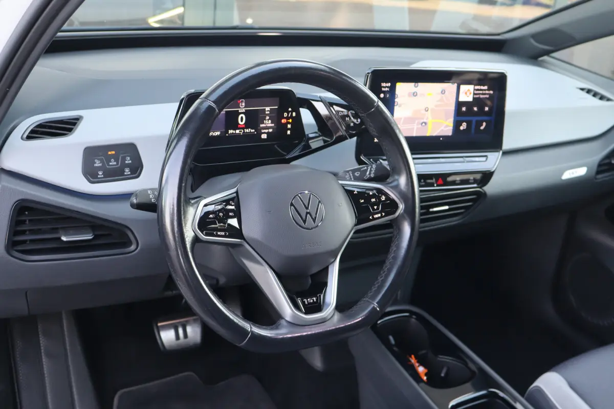 First Plus 58 kWh | Achteruitrijcamera | Apple Carplay/Android Auto|telefoonintegratie premium | Extra getint glas