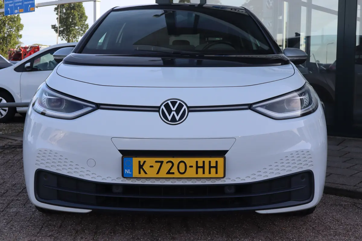First Plus 58 kWh | Achteruitrijcamera | Apple Carplay/Android Auto|telefoonintegratie premium | Extra getint glas