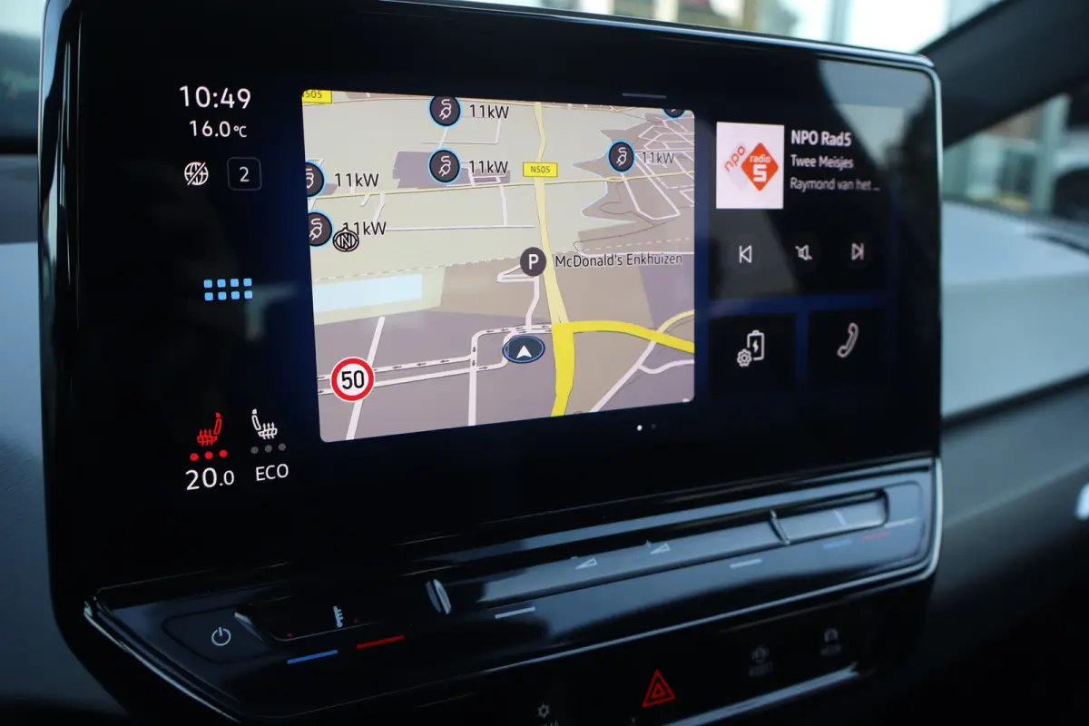 First Plus 58 kWh | Achteruitrijcamera | Apple Carplay/Android Auto|telefoonintegratie premium | Extra getint glas