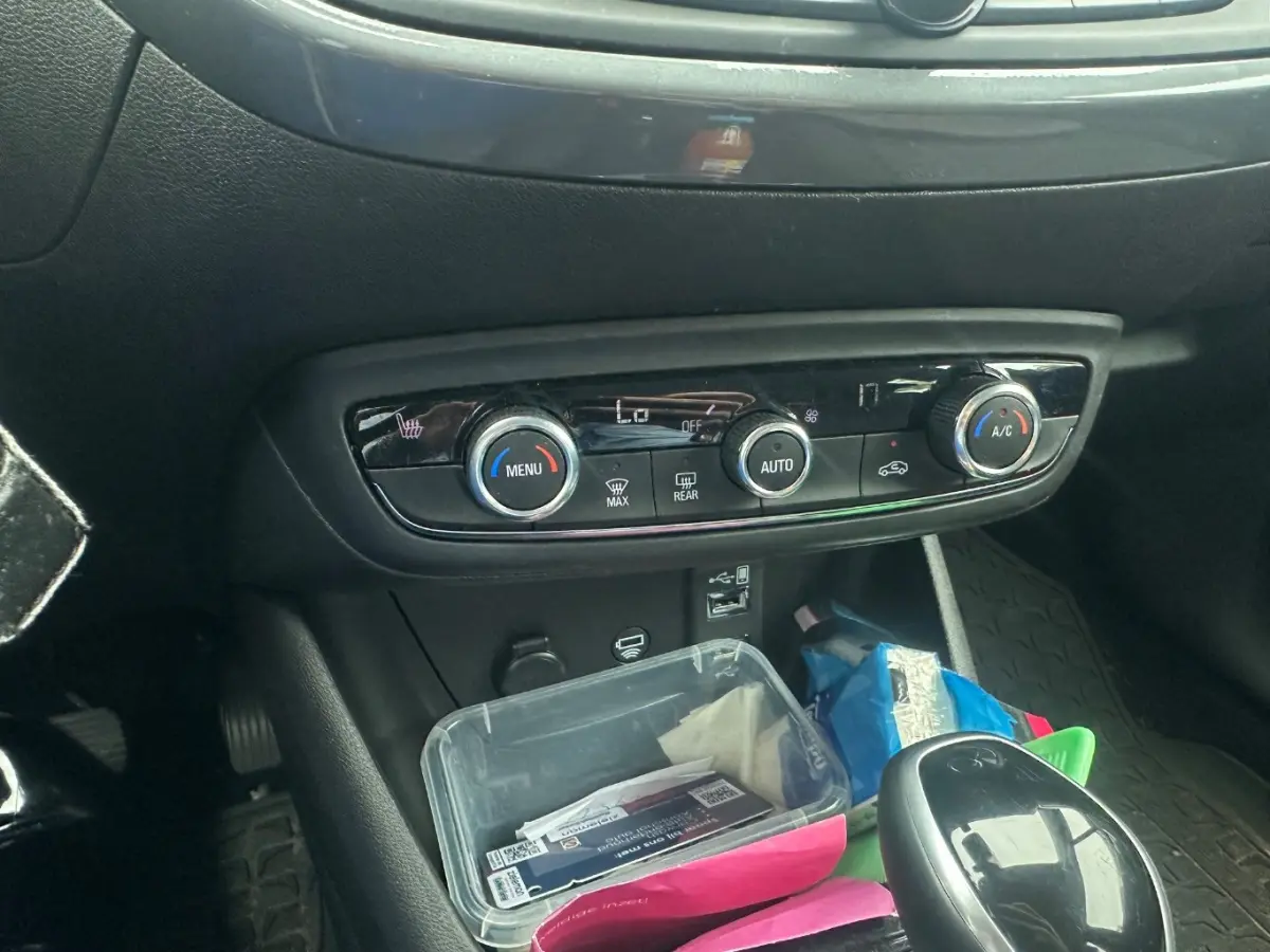 1.2 Turbo Elegance | Achteruitrijcamera | Airco (automatisch) | Apple Carplay/Android Auto|telefoonintegratie premium