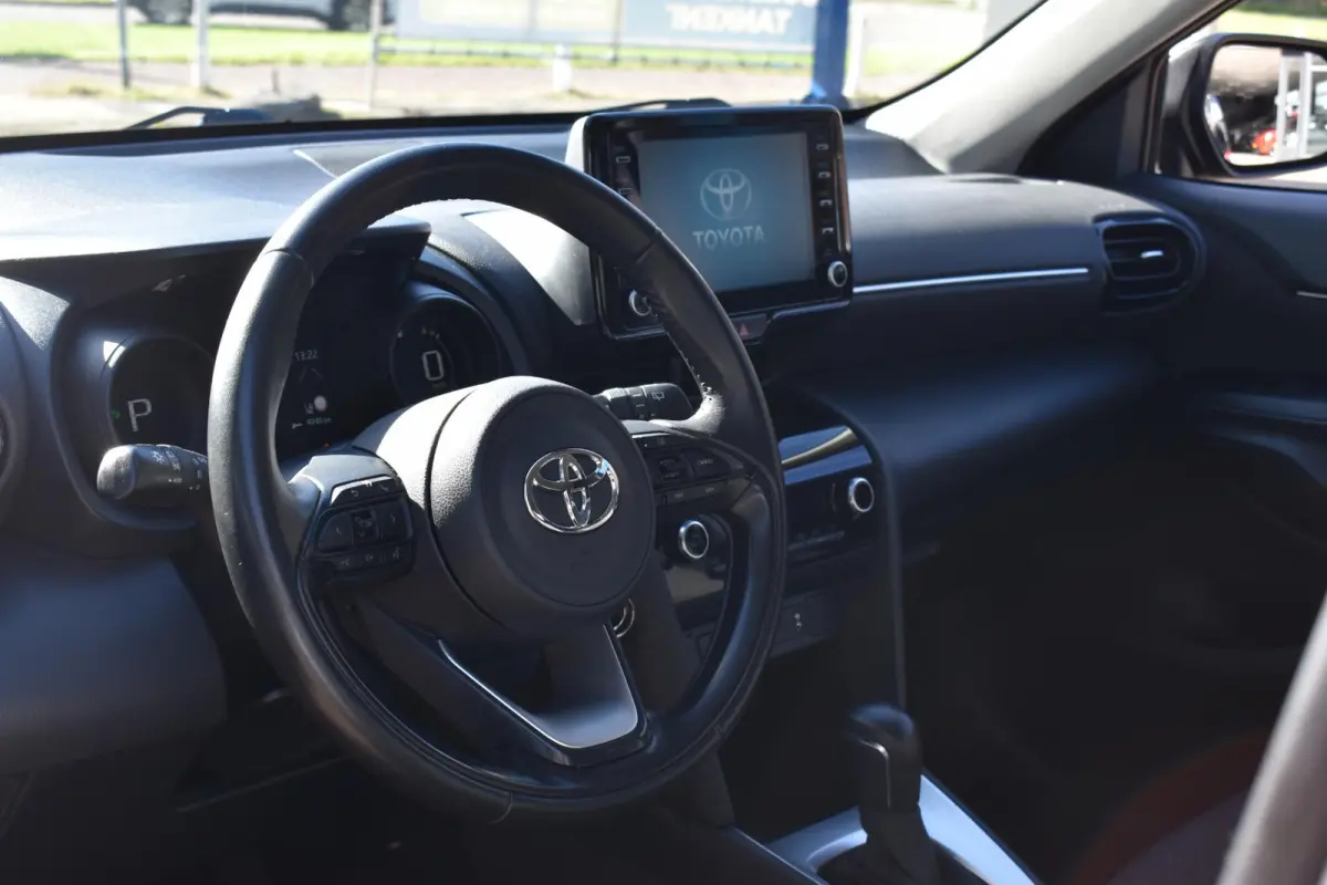 1.5 Hybrid Active 100% Onderhouden | Carplay Navigatie | Camera | 12 mnd BOVAG garantie | Whatsapp 06-53188999