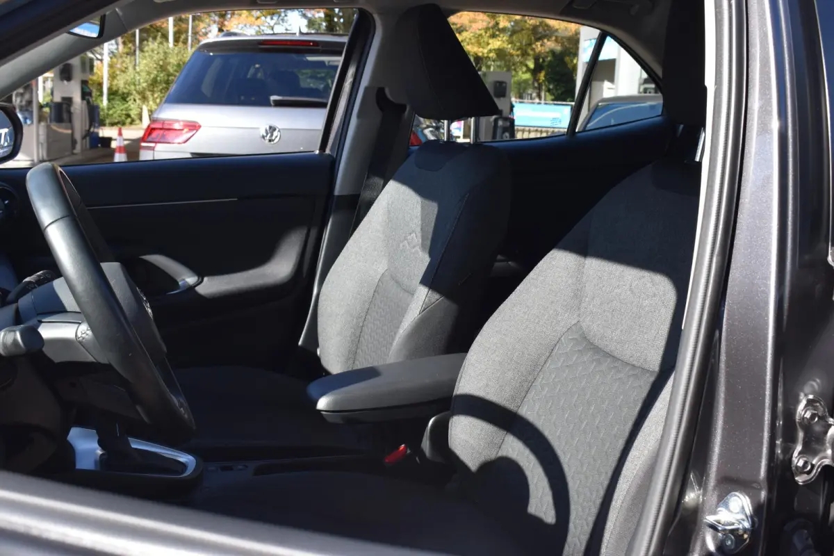 1.5 Hybrid Active 100% Onderhouden | Carplay Navigatie | Camera | 12 mnd BOVAG garantie | Whatsapp 06-53188999