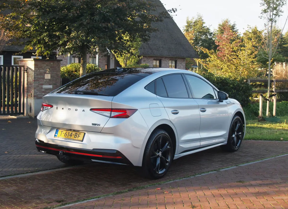 iV 80 RS | Panoramadak | Trekhaak | Canton | Head-Up Display | Camera | RS-stoelen | NL-Auto |