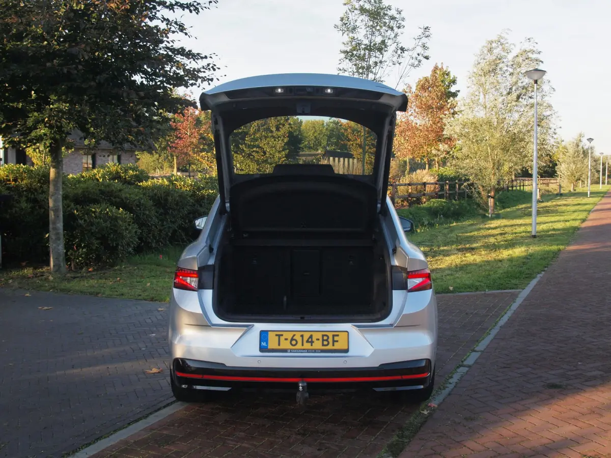 iV 80 RS | Panoramadak | Trekhaak | Canton | Head-Up Display | Camera | RS-stoelen | NL-Auto |