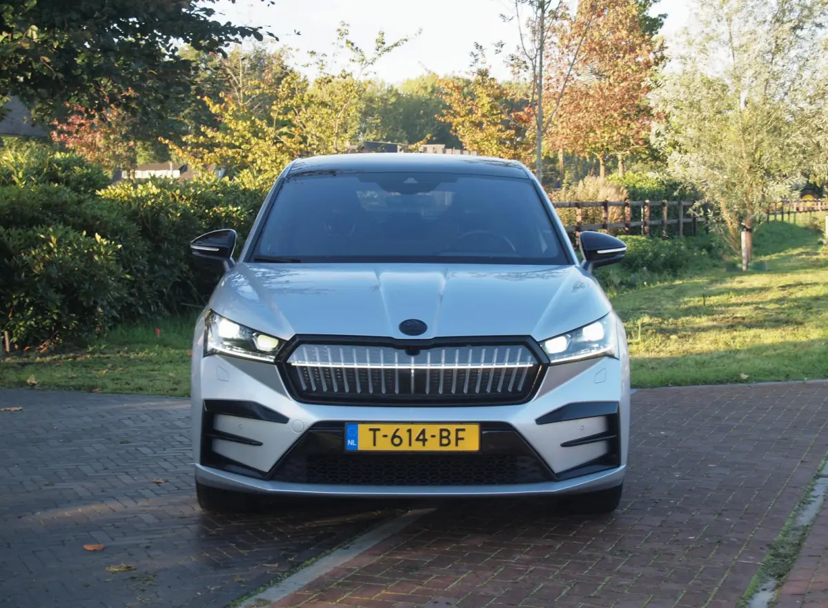 iV 80 RS | Panoramadak | Trekhaak | Canton | Head-Up Display | Camera | RS-stoelen | NL-Auto |