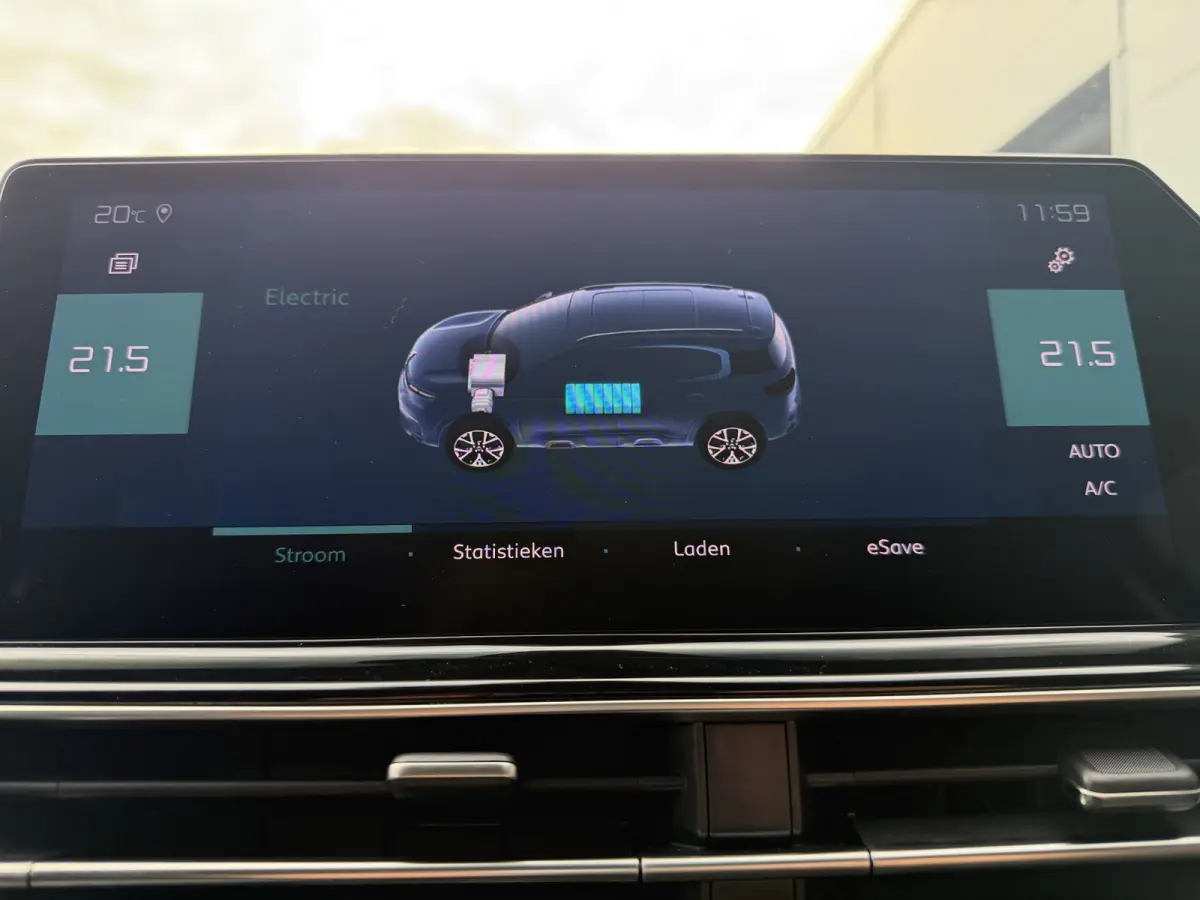 225pk Plug-in Hybrid Shine (Elektrisch Schuifdak - Trekhaak - Leder incl verwarming/massage/geheugen - Elektrische Klep - 360gr Camera - Adaptieve Cruise Controle)