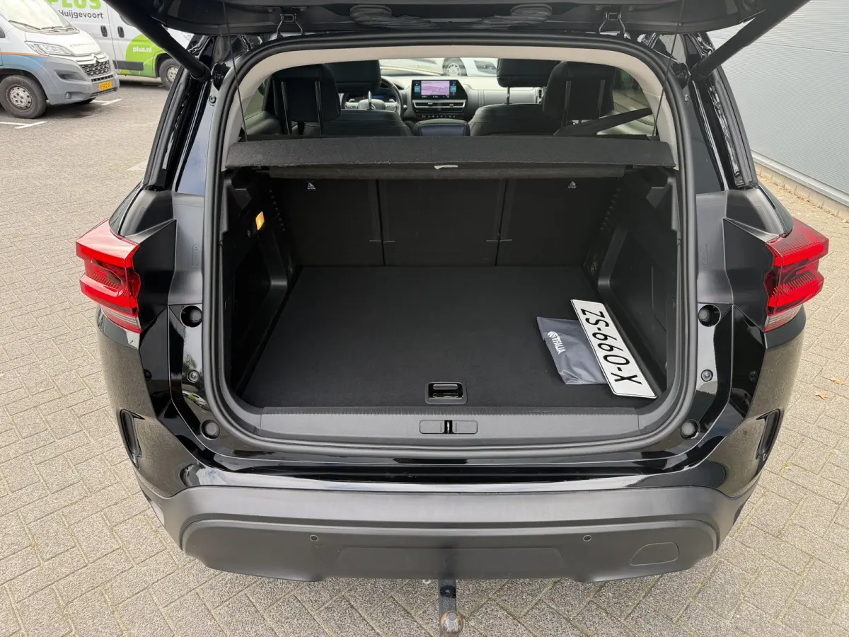 225pk Plug-in Hybrid Shine (Elektrisch Schuifdak - Trekhaak - Leder incl verwarming/massage/geheugen - Elektrische Klep - 360gr Camera - Adaptieve Cruise Controle)