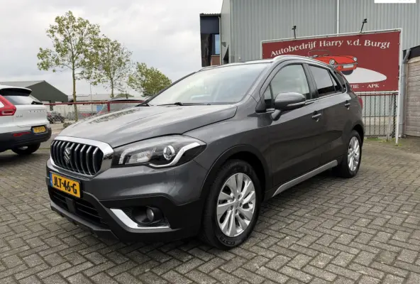 1.0 Boosterjet Select | Automaat | Navigatie | Camera