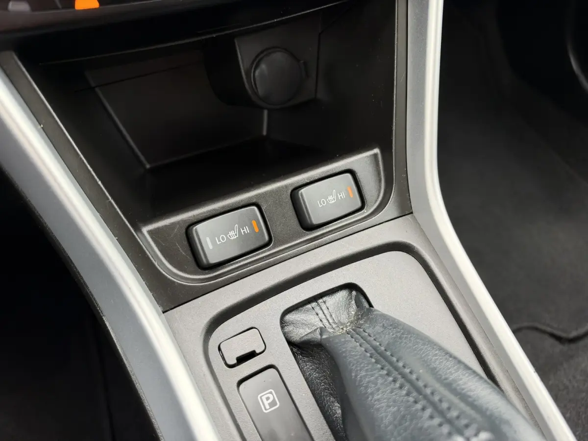 1.0 Boosterjet Select | Automaat | Navigatie | Camera