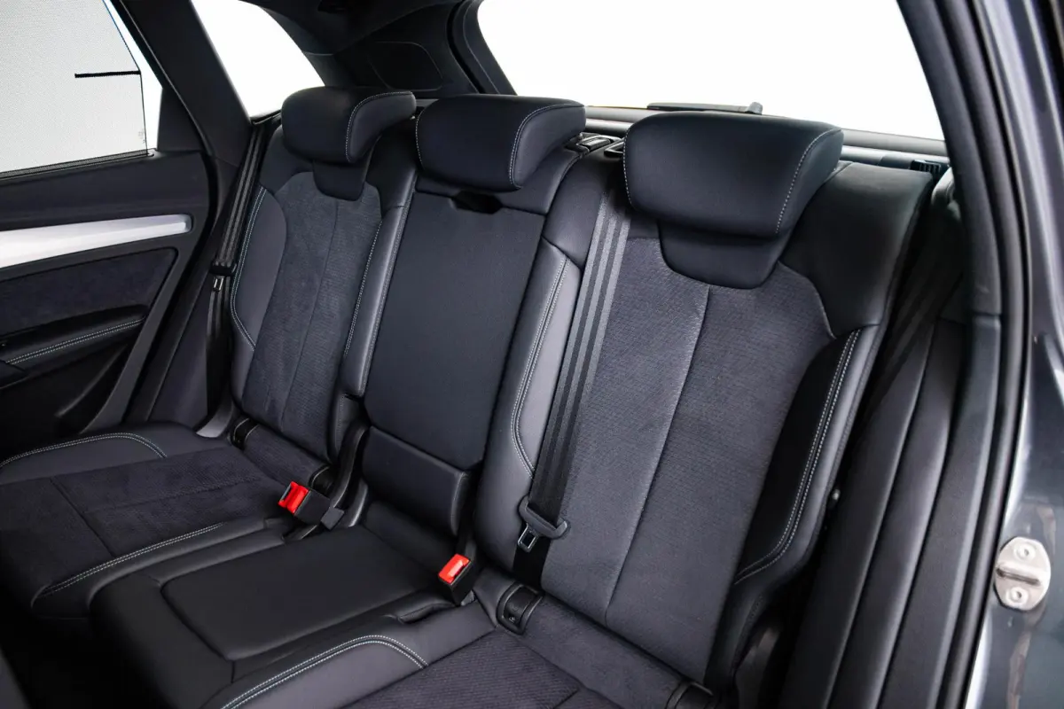 55 TFSI e S edition Competition Panoramadak - Adaptieve Cruise Control - B&O - Head up - Adaptive air suspension  - Achterklep automatisch - Achterbank plus - Elektrisch verstelbare/verwarmd