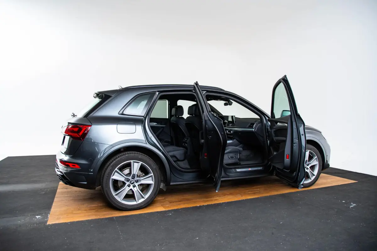 55 TFSI e S edition Competition Panoramadak - Adaptieve Cruise Control - B&O - Head up - Adaptive air suspension  - Achterklep automatisch - Achterbank plus - Elektrisch verstelbare/verwarmd