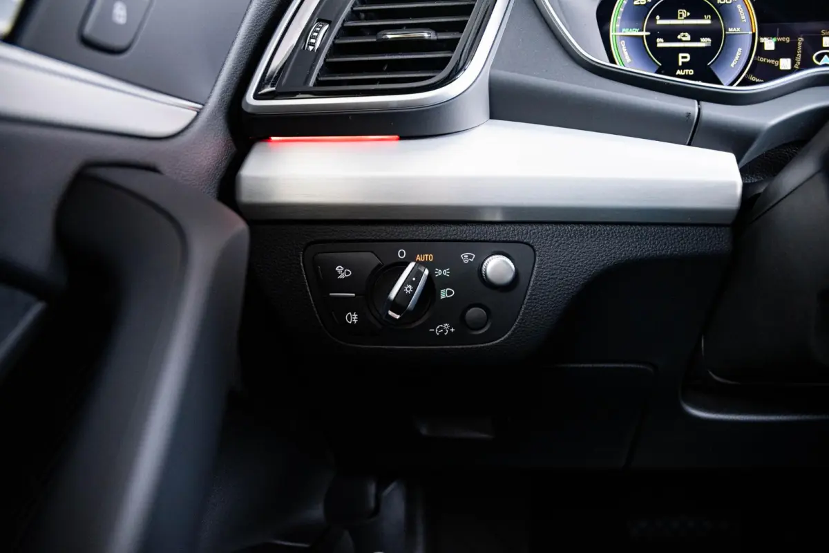 55 TFSI e S edition Competition Panoramadak - Adaptieve Cruise Control - B&O - Head up - Adaptive air suspension  - Achterklep automatisch - Achterbank plus - Elektrisch verstelbare/verwarmd