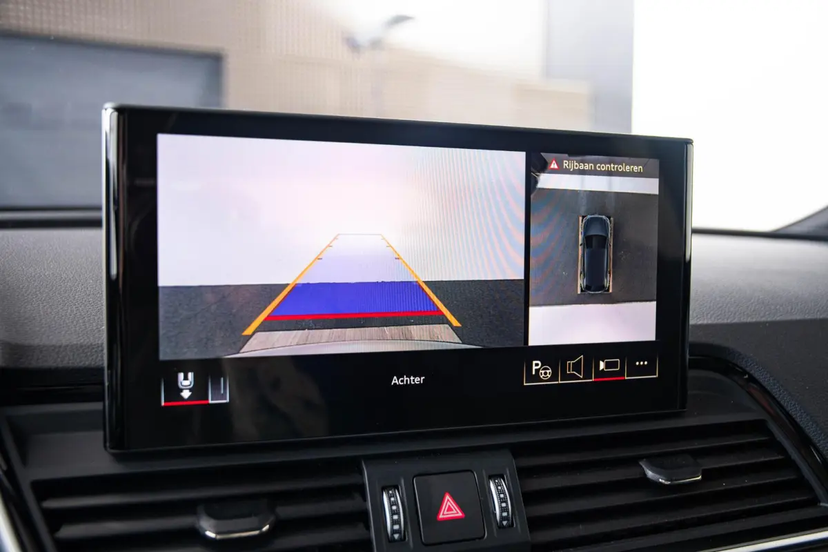 55 TFSI e S edition Competition Panoramadak - Adaptieve Cruise Control - B&O - Head up - Adaptive air suspension  - Achterklep automatisch - Achterbank plus - Elektrisch verstelbare/verwarmd