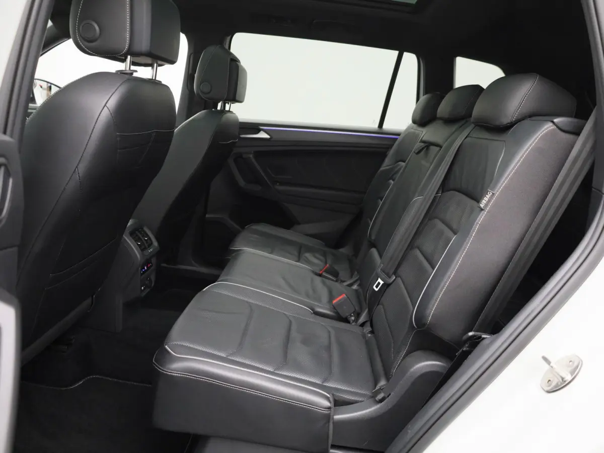 2.0 TSI 4Motion Highline 7p. | Automaat | Apple Carplay / Android Auto | Panoramadak | Head-up Display | Stoelverwarming / Stoelventilatie | Achteruitrijcamera | Parkeersensoren | Trekhaak |