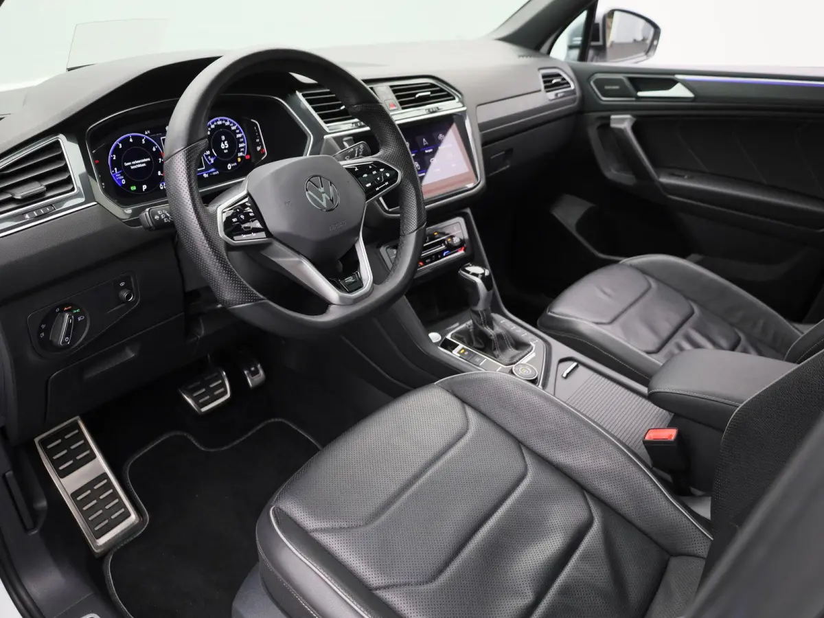 2.0 TSI 4Motion Highline 7p. | Automaat | Apple Carplay / Android Auto | Panoramadak | Head-up Display | Stoelverwarming / Stoelventilatie | Achteruitrijcamera | Parkeersensoren | Trekhaak |