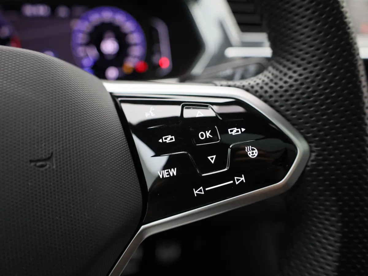 2.0 TSI 4Motion Highline 7p. | Automaat | Apple Carplay / Android Auto | Panoramadak | Head-up Display | Stoelverwarming / Stoelventilatie | Achteruitrijcamera | Parkeersensoren | Trekhaak |