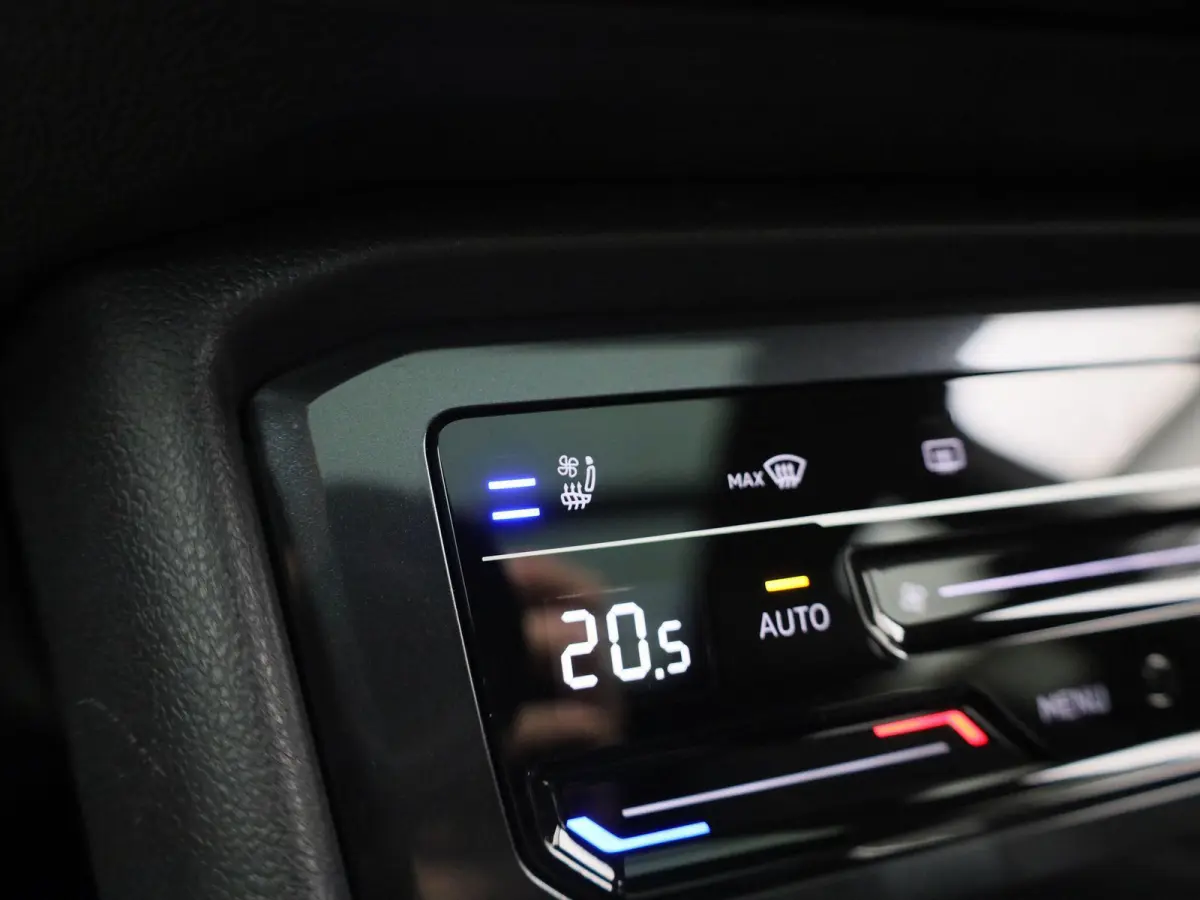 2.0 TSI 4Motion Highline 7p. | Automaat | Apple Carplay / Android Auto | Panoramadak | Head-up Display | Stoelverwarming / Stoelventilatie | Achteruitrijcamera | Parkeersensoren | Trekhaak |