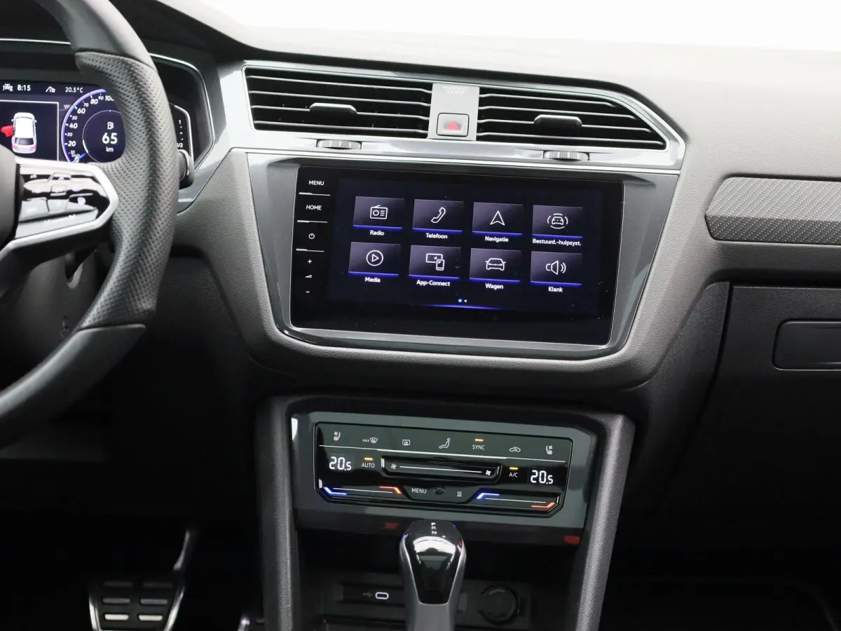 2.0 TSI 4Motion Highline 7p. | Automaat | Apple Carplay / Android Auto | Panoramadak | Head-up Display | Stoelverwarming / Stoelventilatie | Achteruitrijcamera | Parkeersensoren | Trekhaak |