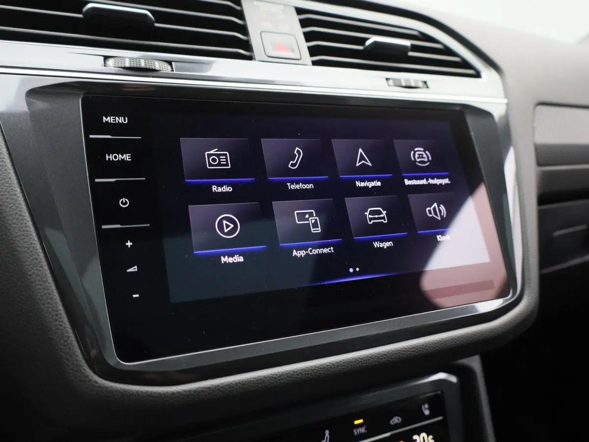 2.0 TSI 4Motion Highline 7p. | Automaat | Apple Carplay / Android Auto | Panoramadak | Head-up Display | Stoelverwarming / Stoelventilatie | Achteruitrijcamera | Parkeersensoren | Trekhaak |