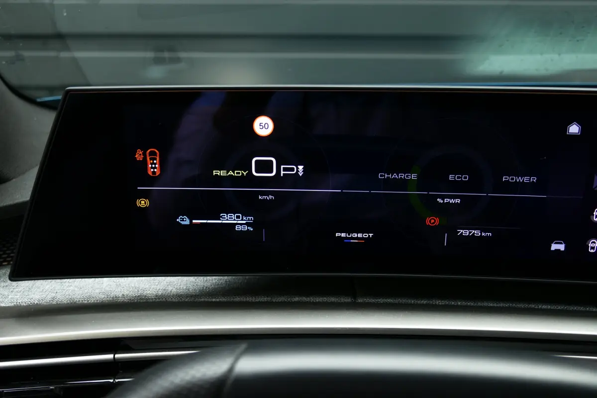 73KWH 210PK 7-ZITS GT AVANTAGE / CAMERA V+A / STOEL-STUURVERWARMING / 100% SOH / 8 JAAR GARANTIE / ELEKTR.ACHTERKLEP / FULL-LED / KEYLESS / NAV / CLIMA / PDC / BLUETOOTH / ADAPT. CRUISECONTR