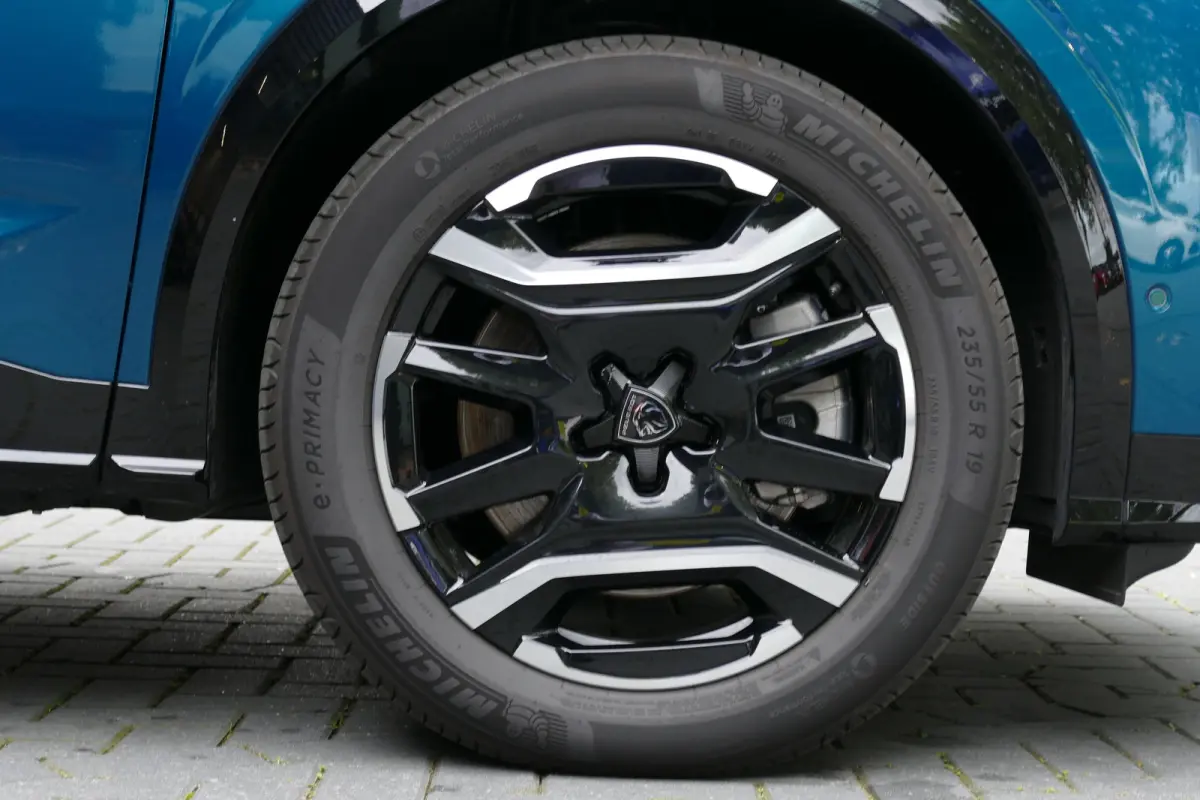 73KWH 210PK 7-ZITS GT AVANTAGE / CAMERA V+A / STOEL-STUURVERWARMING / 100% SOH / 8 JAAR GARANTIE / ELEKTR.ACHTERKLEP / FULL-LED / KEYLESS / NAV / CLIMA / PDC / BLUETOOTH / ADAPT. CRUISECONTR