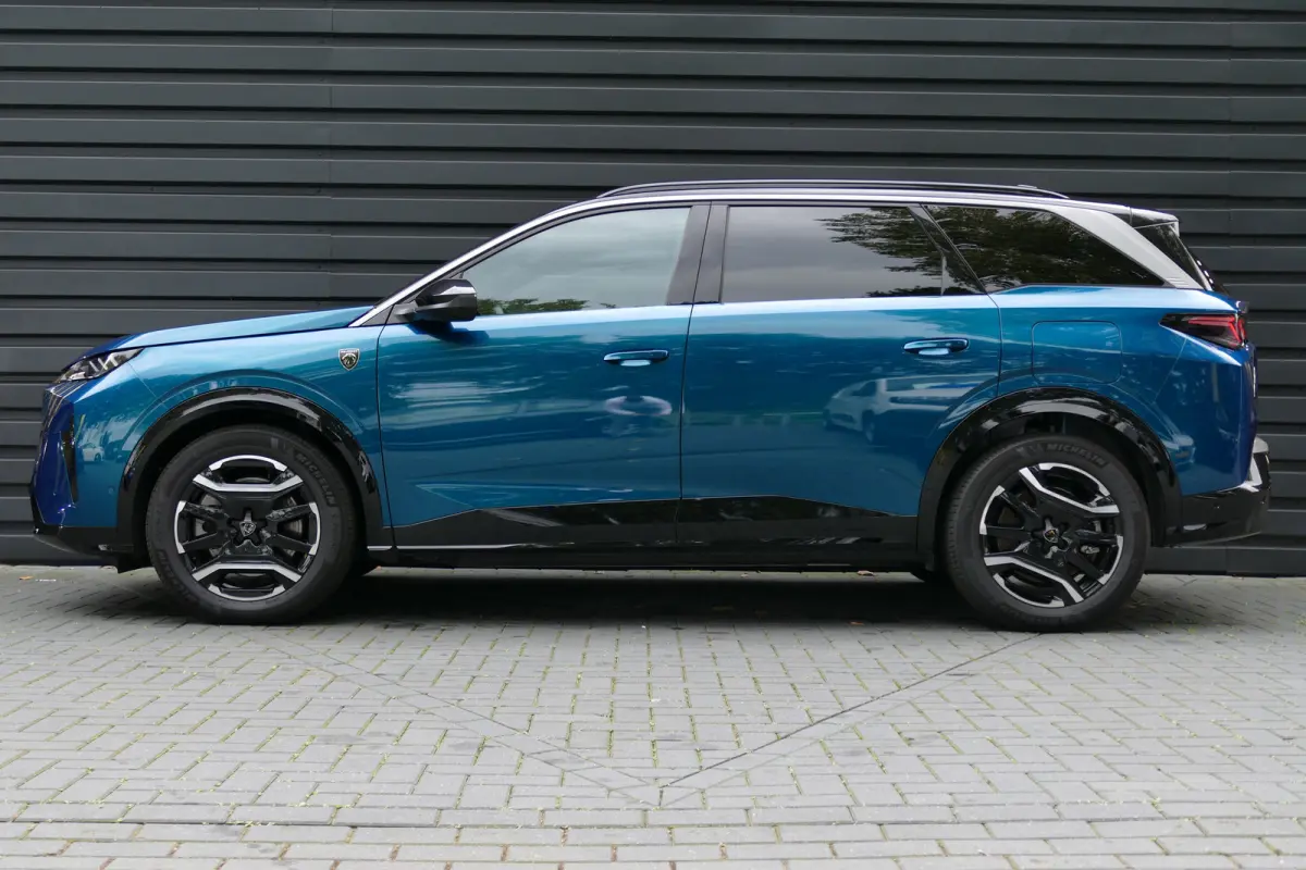 73KWH 210PK 7-ZITS GT AVANTAGE / CAMERA V+A / STOEL-STUURVERWARMING / 100% SOH / 8 JAAR GARANTIE / ELEKTR.ACHTERKLEP / FULL-LED / KEYLESS / NAV / CLIMA / PDC / BLUETOOTH / ADAPT. CRUISECONTR