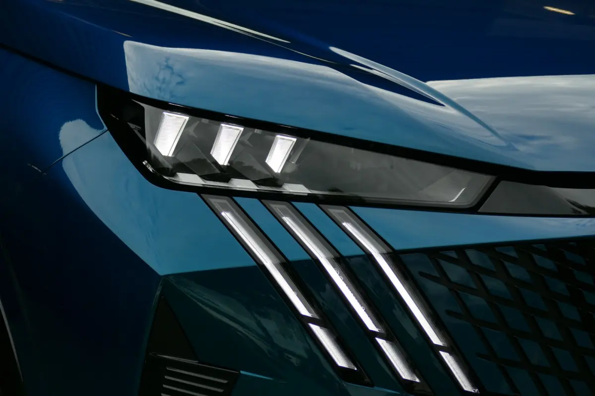 73KWH 210PK 7-ZITS GT AVANTAGE / CAMERA V+A / STOEL-STUURVERWARMING / 100% SOH / 8 JAAR GARANTIE / ELEKTR.ACHTERKLEP / FULL-LED / KEYLESS / NAV / CLIMA / PDC / BLUETOOTH / ADAPT. CRUISECONTR