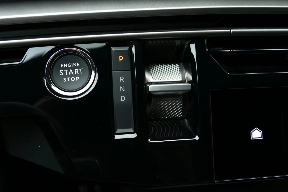73KWH 210PK 7-ZITS GT AVANTAGE / CAMERA V+A / STOEL-STUURVERWARMING / 100% SOH / 8 JAAR GARANTIE / ELEKTR.ACHTERKLEP / FULL-LED / KEYLESS / NAV / CLIMA / PDC / BLUETOOTH / ADAPT. CRUISECONTR