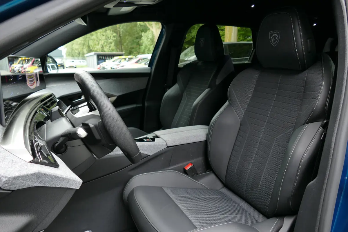 73KWH 210PK 7-ZITS GT AVANTAGE / CAMERA V+A / STOEL-STUURVERWARMING / 100% SOH / 8 JAAR GARANTIE / ELEKTR.ACHTERKLEP / FULL-LED / KEYLESS / NAV / CLIMA / PDC / BLUETOOTH / ADAPT. CRUISECONTR