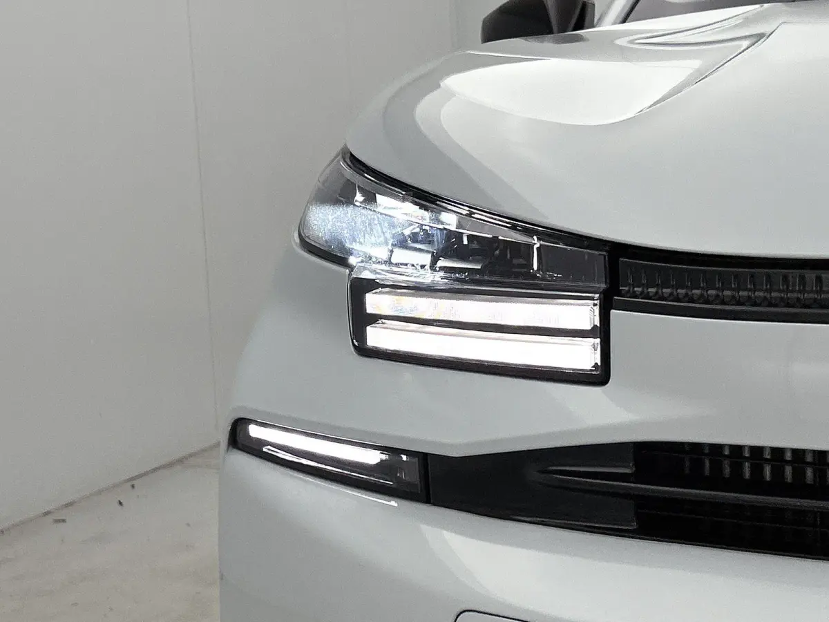 Max Hybrid 145pk Automaat | ACCU 98% |Lage kilometerstand! | Navigatie | 360° Camera | Climate control | Adaptieve Cruise control | Parkeersensoren v+a | Head-up display | Keyless | Dodehoe