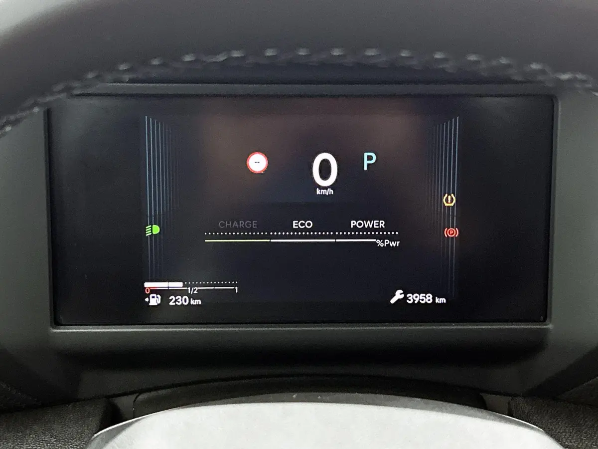 Max Hybrid 145pk Automaat | ACCU 98% |Lage kilometerstand! | Navigatie | 360° Camera | Climate control | Adaptieve Cruise control | Parkeersensoren v+a | Head-up display | Keyless | Dodehoe