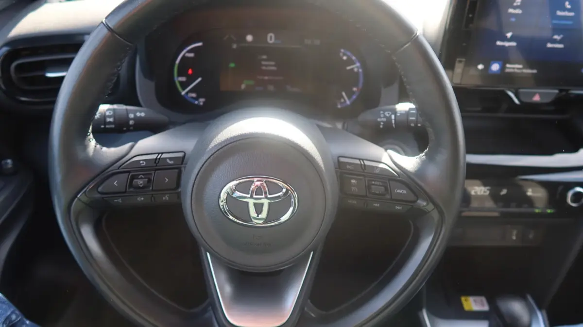 Toyota Yaris Cross 1.5 Hybrid Adventure Automaat 116 PK LED ACC Camera Stoelverwarming