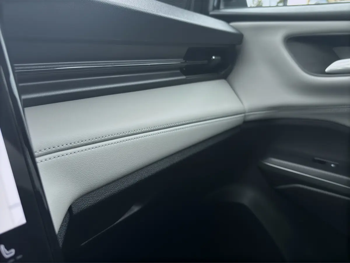 44 kWh 168pk | Apple Carplay | Camera | Stoelverwarming | Org. NL | Cruise Control