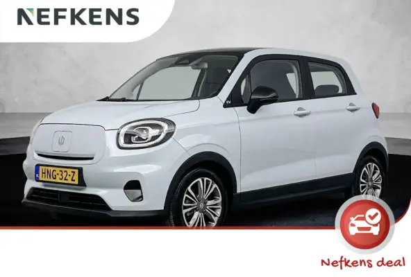 Design 37.3 kWh 95pk | 265km WLTP Actieradius | Navigatie | Panoramadak | Achteruitrijcamera | Adaptieve Cruise Control | Climate Control | Parkeersensoren | Bluetooth | Keyless start | Voll