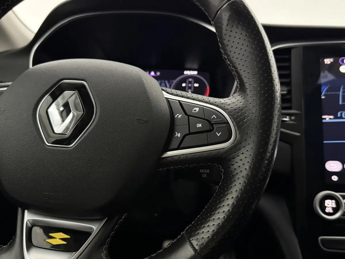 1.3 TCe 160PK R.S. Line | Camera | Bose | Virtual | Trekhaak | Carplay | Sfeer | Cruise | LED | Navi | NAP